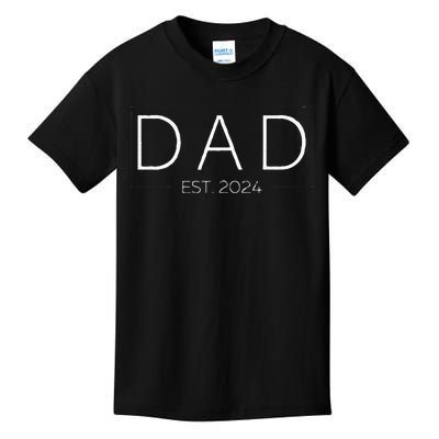 Dad Est. 2024 Promoted To Father 2024 First Fathers Day Kids T-Shirt