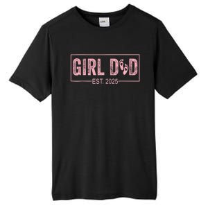 Dad Est 2025 Girl Logo Dad To Be 1st Time Dad Daddy 2025 Tall Fusion ChromaSoft Performance T-Shirt