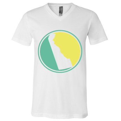 Delaware Vintage State Logo V-Neck T-Shirt