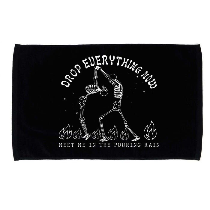Drop Everything Now Meet Me In The Pouring Rain Skeleton Microfiber Hand Towel