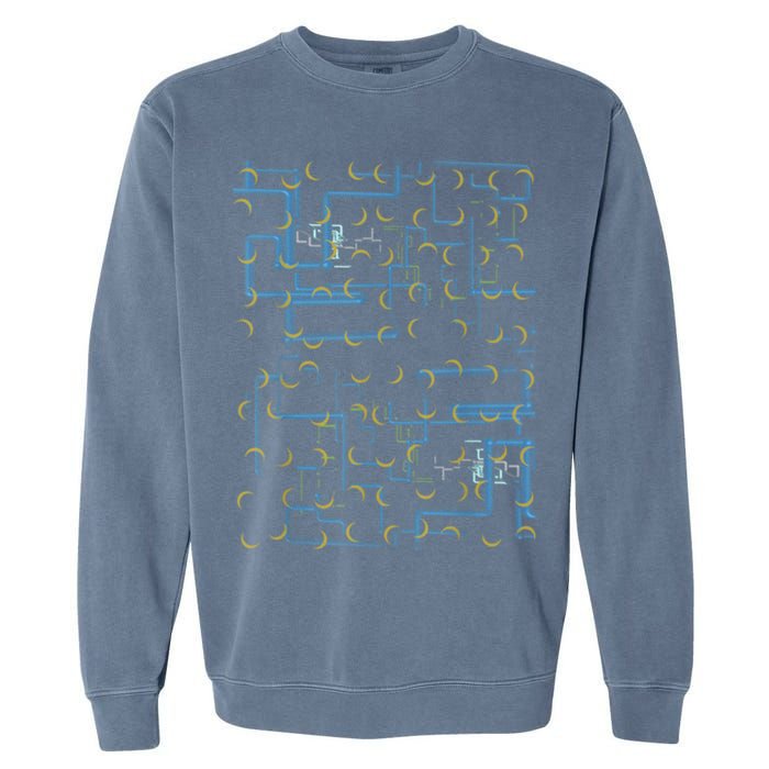 Dan Flashes Complicated Pattern Garment-Dyed Sweatshirt