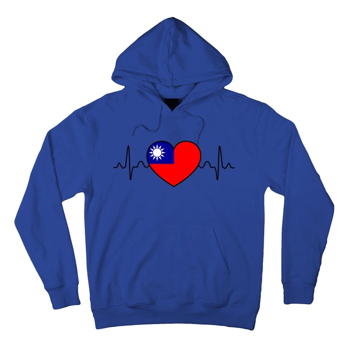 Distressed Flag Heartbeat Design Cool Taiwan Flag Gift Hoodie