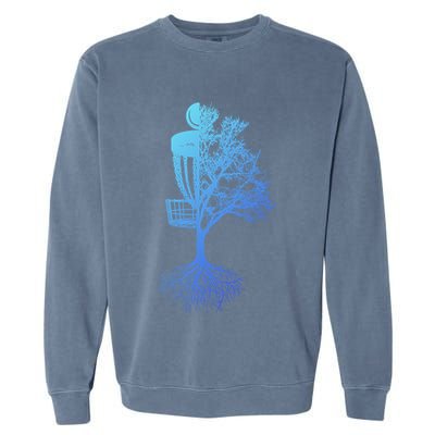 Disc Golf Basket And Tree Frolf Frisbee Golf Cool Gift Garment-Dyed Sweatshirt