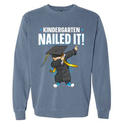 Dabbing Graduation Class Of 2025 Boy Kindergarten Nailed It Garment-Dyed Sweatshirt