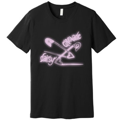 Daisy Grenade Heart Safety Pins Boyfriend Fit Premium T-Shirt