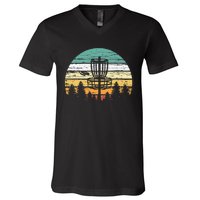 Disc Golf Retro Sunset Frisbee Golf Player V-Neck T-Shirt