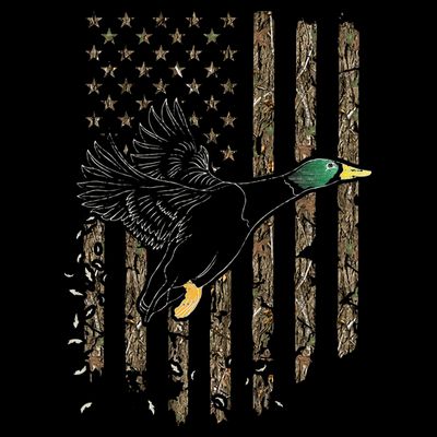 Duck Hunter American Flag Waterfowl Hunting Camouflage T-Shirt