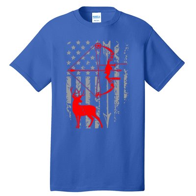 Deer Hunting American Flag Bow Hunting Patriotic Hunters Gift Tall T-Shirt