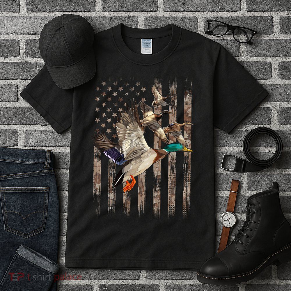 Duck Hunter American Flag Waterfowl Hunting Camouflage Tall T-Shirt