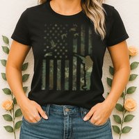 Duck Hunting Camo Men Camouflage Hunter American Flag Womens T-Shirt