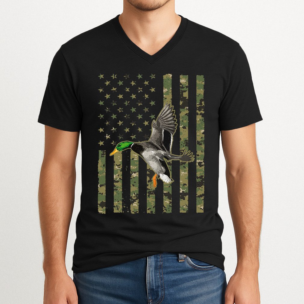 Duck Hunting Design Goose Hunt Duck Hunter V-Neck T-Shirt