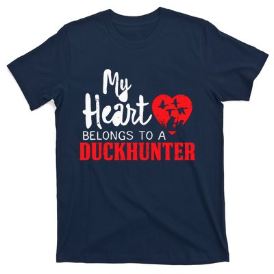 Duck Hunting My Heart Belongs To A Duckhunter Gift Wife Mom T-Shirt