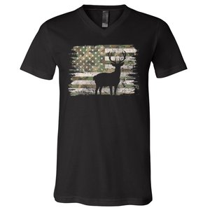 Deer Hunting Whitetail Camo American Us Flag Elk Buck V-Neck T-Shirt