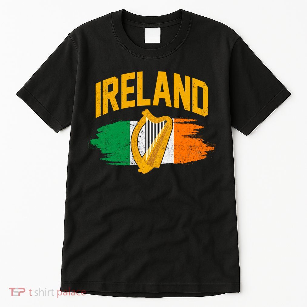Distressed Ireland Coat Of Arms Harp Flag Tall T-Shirt