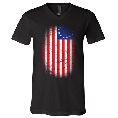 Distressed 13 Colonies Betsy Ross First American Flag V-Neck T-Shirt