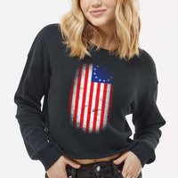 Distressed 13 Colonies Betsy Ross First American Flag Cropped Pullover Crew