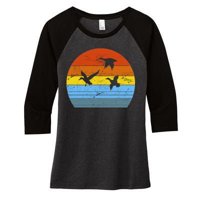 Distressed Duck Hunting Women's Tri-Blend 3/4-Sleeve Raglan Shirt