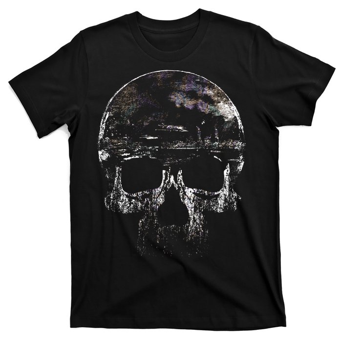 Distressed Skull Graphic T-Shirt