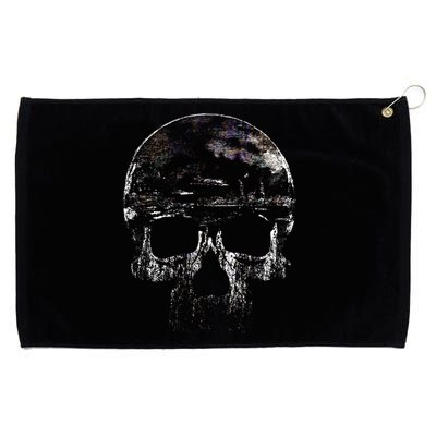 Distressed Skull Graphic Grommeted Golf Towel