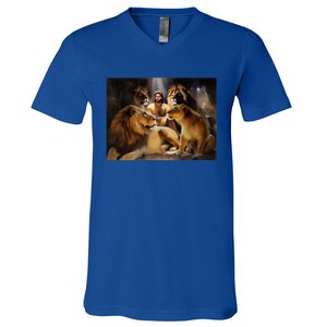 Daniel In The Lions Den Jesus And Lion Christian Bible V-Neck T-Shirt