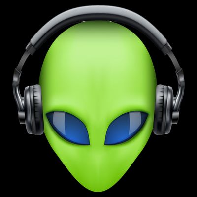 DJ Alien Headphones T-Shirt