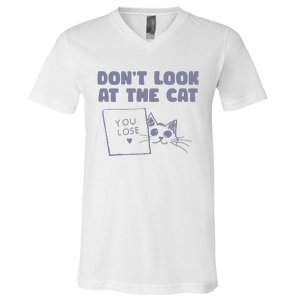 Dont Look At The Cat 90s Retro Graphic V-Neck T-Shirt