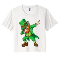 Dabbing Leprechaun Funny Gift St Patricks Day Women's Crop Top Tee