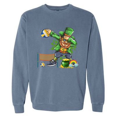 Dabbing Leprechaun Playing Volleyball Patrick Day Shamrock Cute Gift Garment-Dyed Sweatshirt