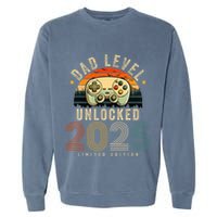 Dad Level Unlocked 2025 Dad Est 2025 Promoted To Dad 2025 Garment-Dyed Sweatshirt