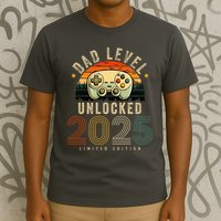 Dad Level Unlocked 2025 Dad Est 2025 Promoted To Dad 2025 T-Shirt