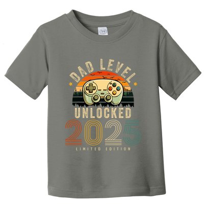 Dad Level Unlocked 2025 Dad Est 2025 Promoted To Dad 2025 Toddler T-Shirt