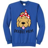 Doodle Mom Cute Goldendoodle Mom Doodle Mama Great Gift Sweatshirt