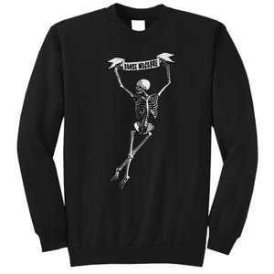 Danse Macabre Dancing Skeleton Halloween Dance Of Death Sweatshirt