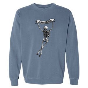 Danse Macabre Dancing Skeleton Halloween Dance Of Death Garment-Dyed Sweatshirt