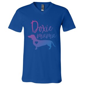 Doxie Mama Dachshund Mama Funny Dog Mom Wiener Dog Doxie Mom Cute Gift V-Neck T-Shirt