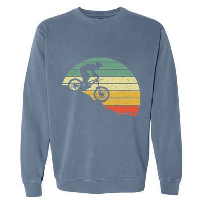 Downhill Mtb Mountain Bike Vintage Retro Mountain Bike Garment-Dyed Sweatshirt