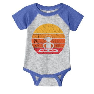 Dj Music Producer Beatmaker Retro Vintage Sunset Turntable Gift Infant Baby Jersey Bodysuit