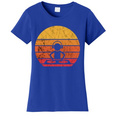 Dj Music Producer Beatmaker Retro Vintage Sunset Turntable Gift Women's T-Shirt