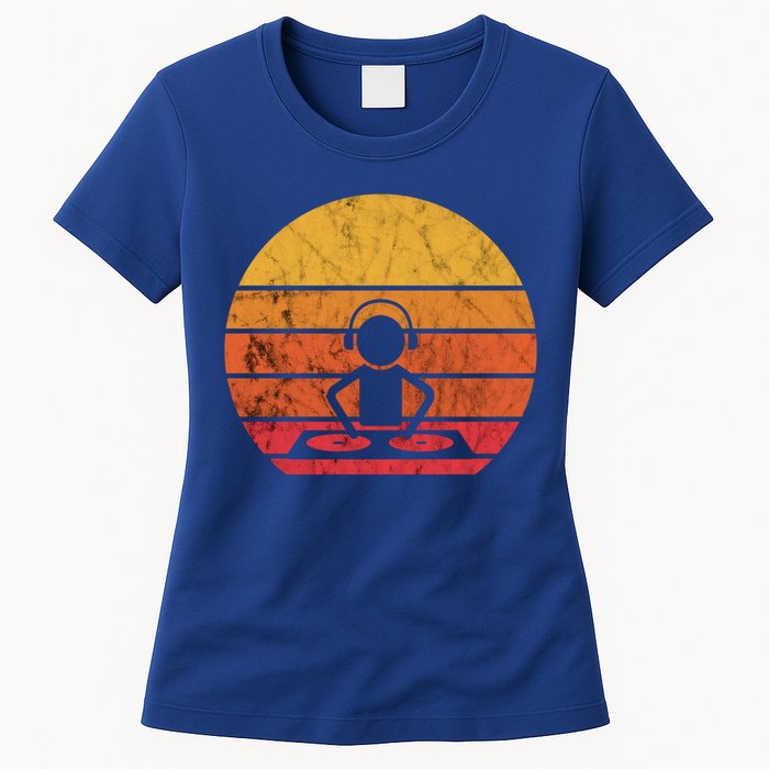 Dj Music Producer Beatmaker Retro Vintage Sunset Turntable Gift Women's T-Shirt