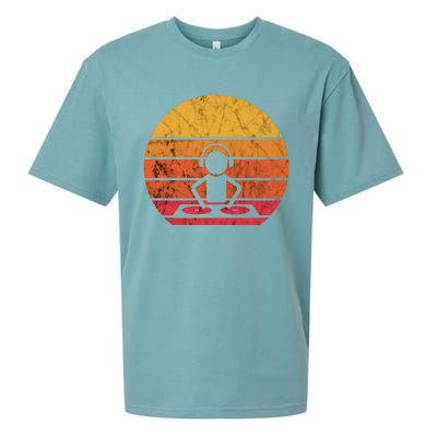 Dj Music Producer Beatmaker Retro Vintage Sunset Turntable Gift Sueded Cloud Jersey T-Shirt