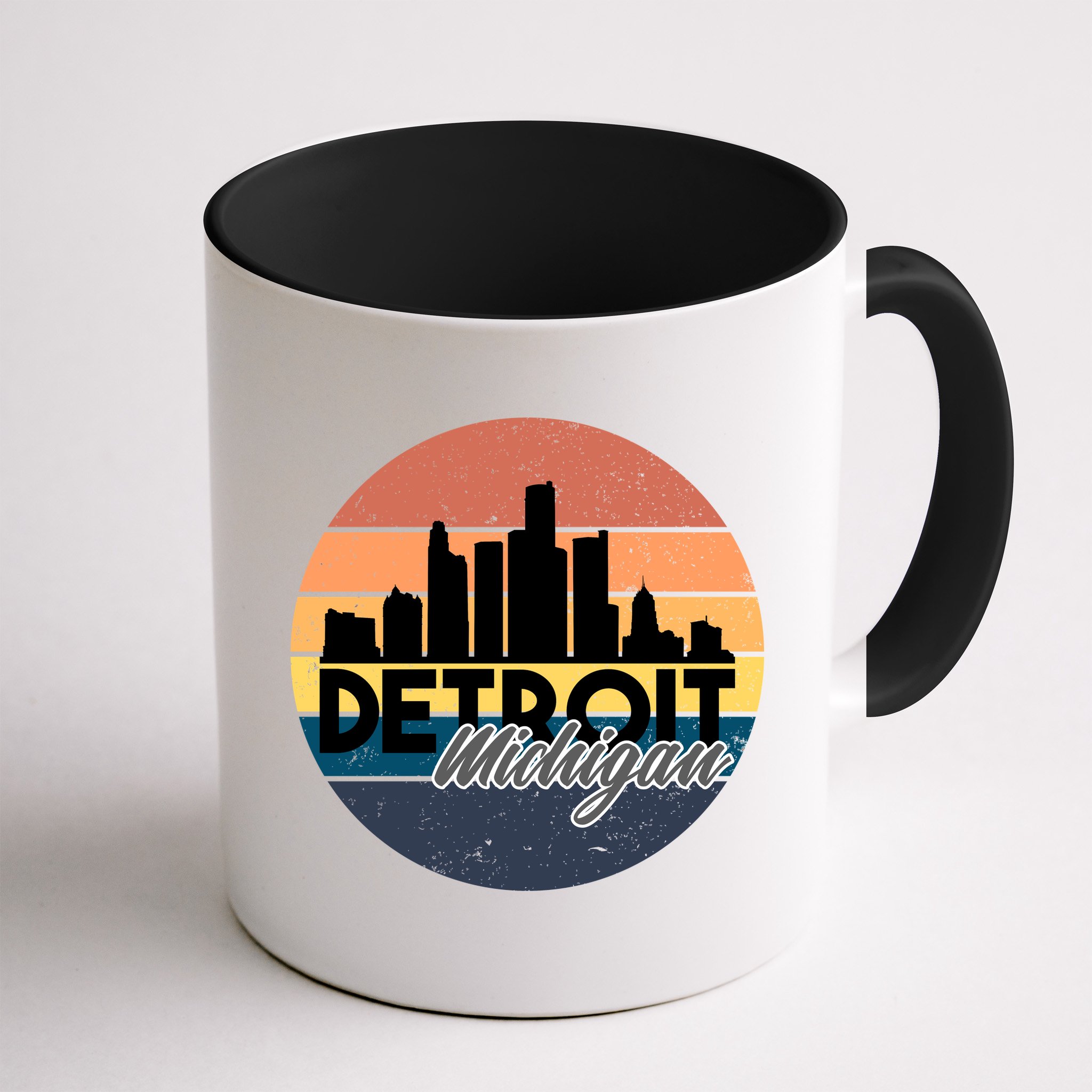 Detroit Michigan Retro Skyline Mug
