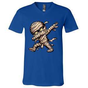 Dabbing Mummy Spooky Dab Dancing Halloween Cool Gift V-Neck T-Shirt