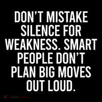 Don’t Mistake Silence For Weakness Smart People Zip Tote Bag