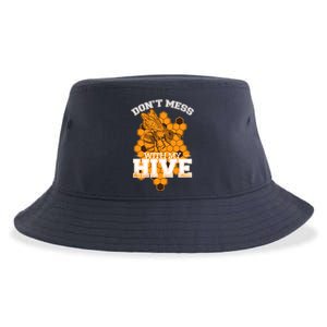 DonT Mess With My Hive | Beekeeping Beekeeper Beehive Sustainable Bucket Hat