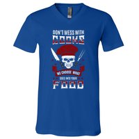 Dont Mess With Chef Cooks Kitchen Cooking Skull Funny Funny Gift V-Neck T-Shirt