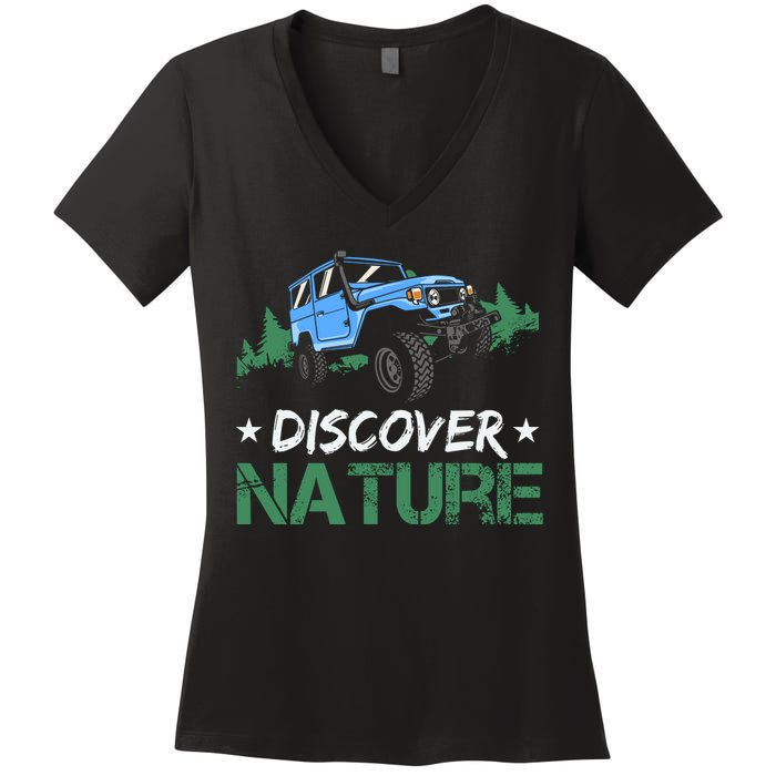 Discover Nature Camping Vintage Women's V-Neck T-Shirt