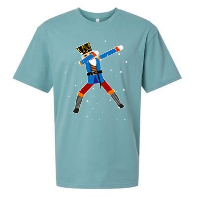 Dabbing Nutcracker Christmas Nutcracker Dab Xmas Sueded Cloud Jersey T-Shirt