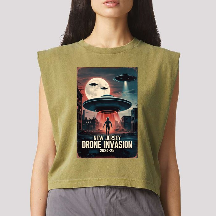 Drones New Jersey Ufo Uap Alien Invasion Garment-Dyed Women's Muscle Tee