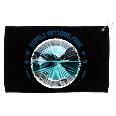 Denali National Park Alaska Souvenir Gift Art Gift Grommeted Golf Towel