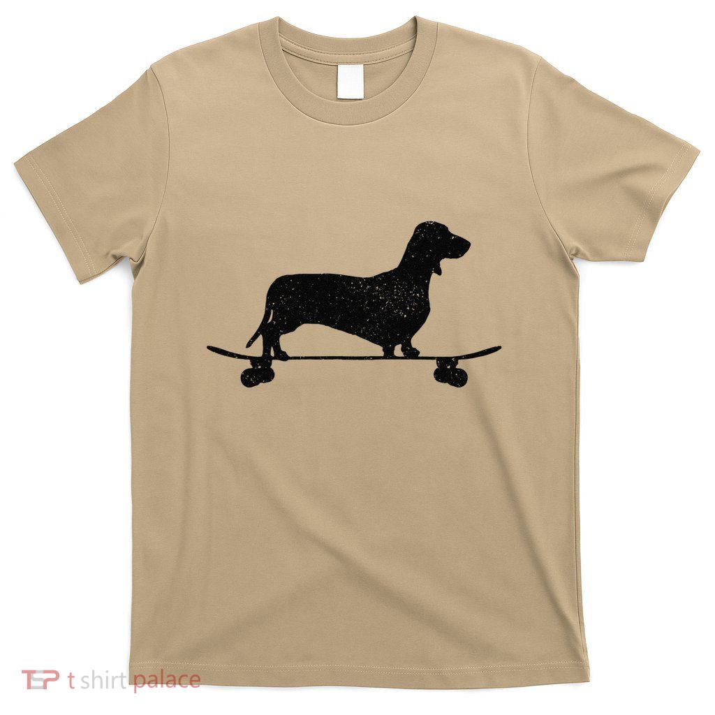 Dachshund On Skateboard Funny Wiener Dog Doxie Skater Gift T-Shirt